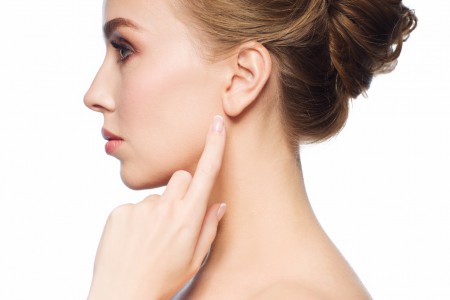 OTOPLASTIKA – operace ušních boltců